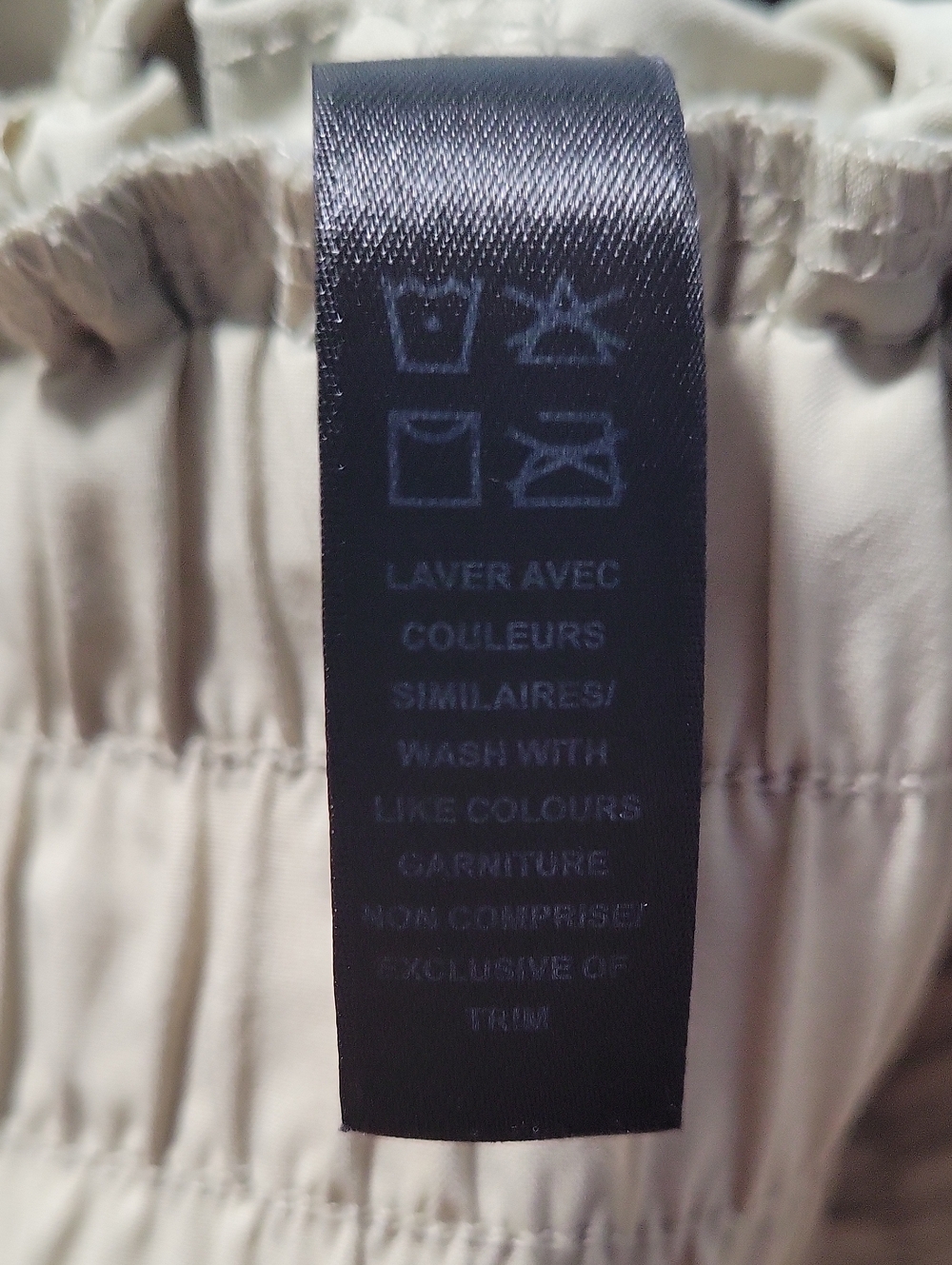 Women' Drawstring Cropoed Cargo Jogger Pants - Tan Size Large - Picture 4 of 12